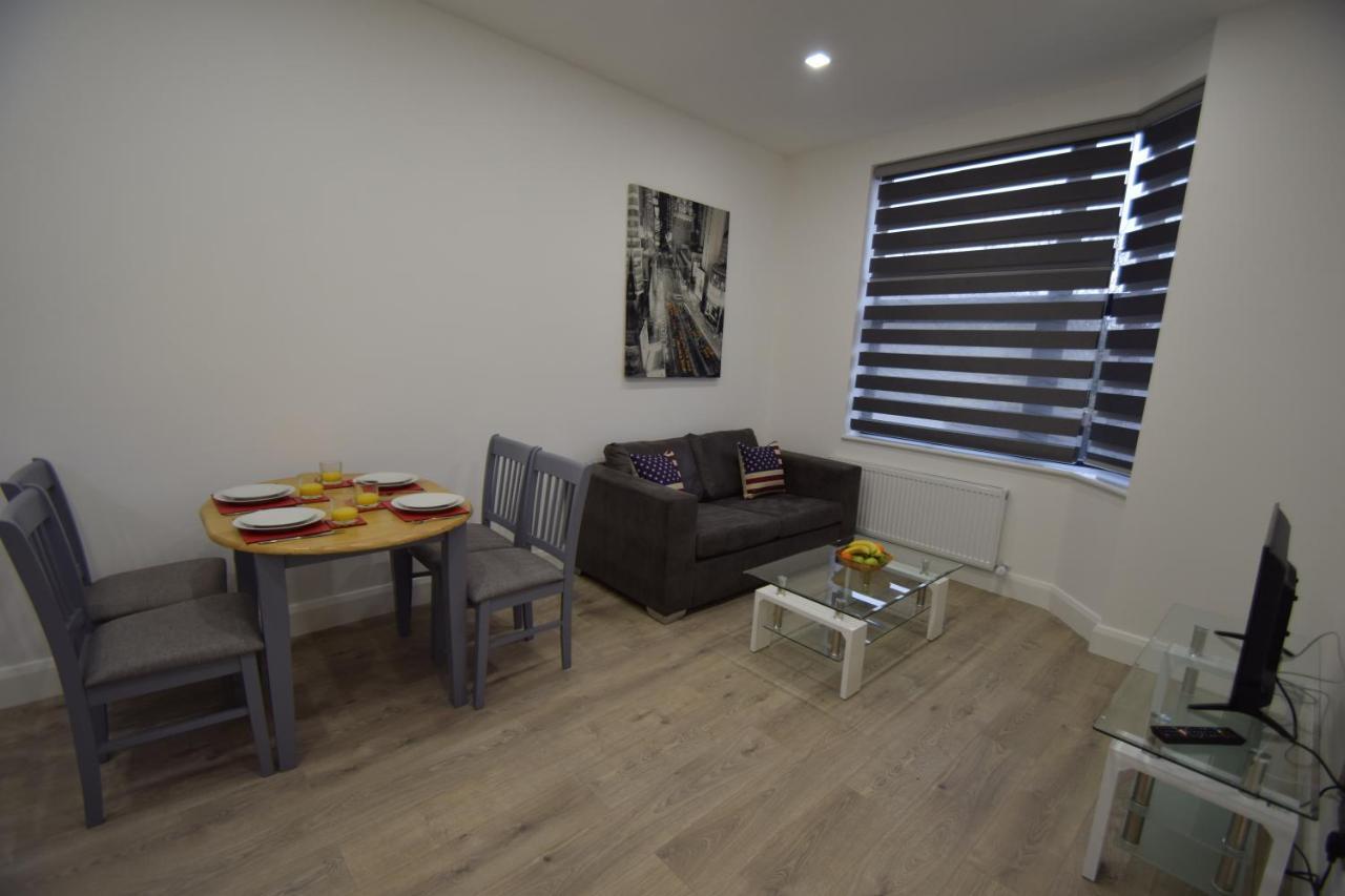 Ferienwohnung Sapphire House Telford Exterior foto